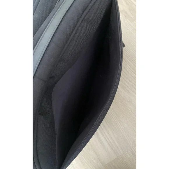 Nuna Verona Baby Diaper Bag Messenger Shoulder Strap Backpack Black Gray EUC - Picture 10 of 14